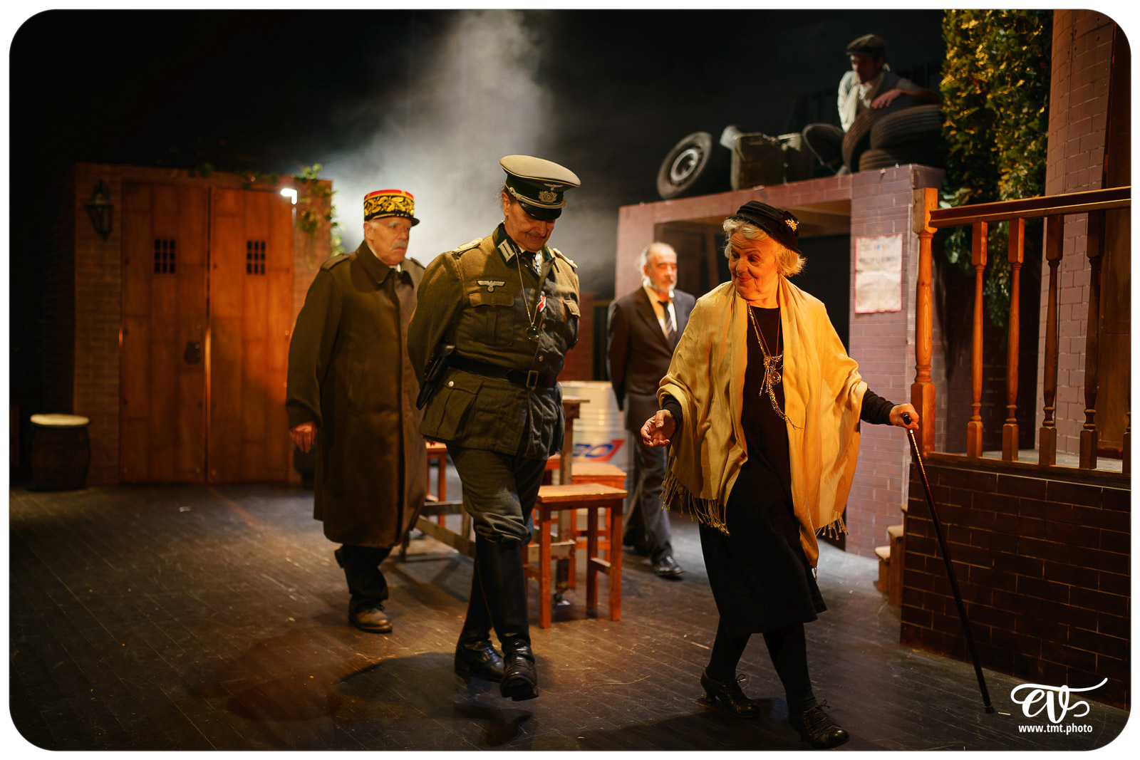 LES VISIONS DE SIMONE MACHARD (CIE LA CLAQUE)